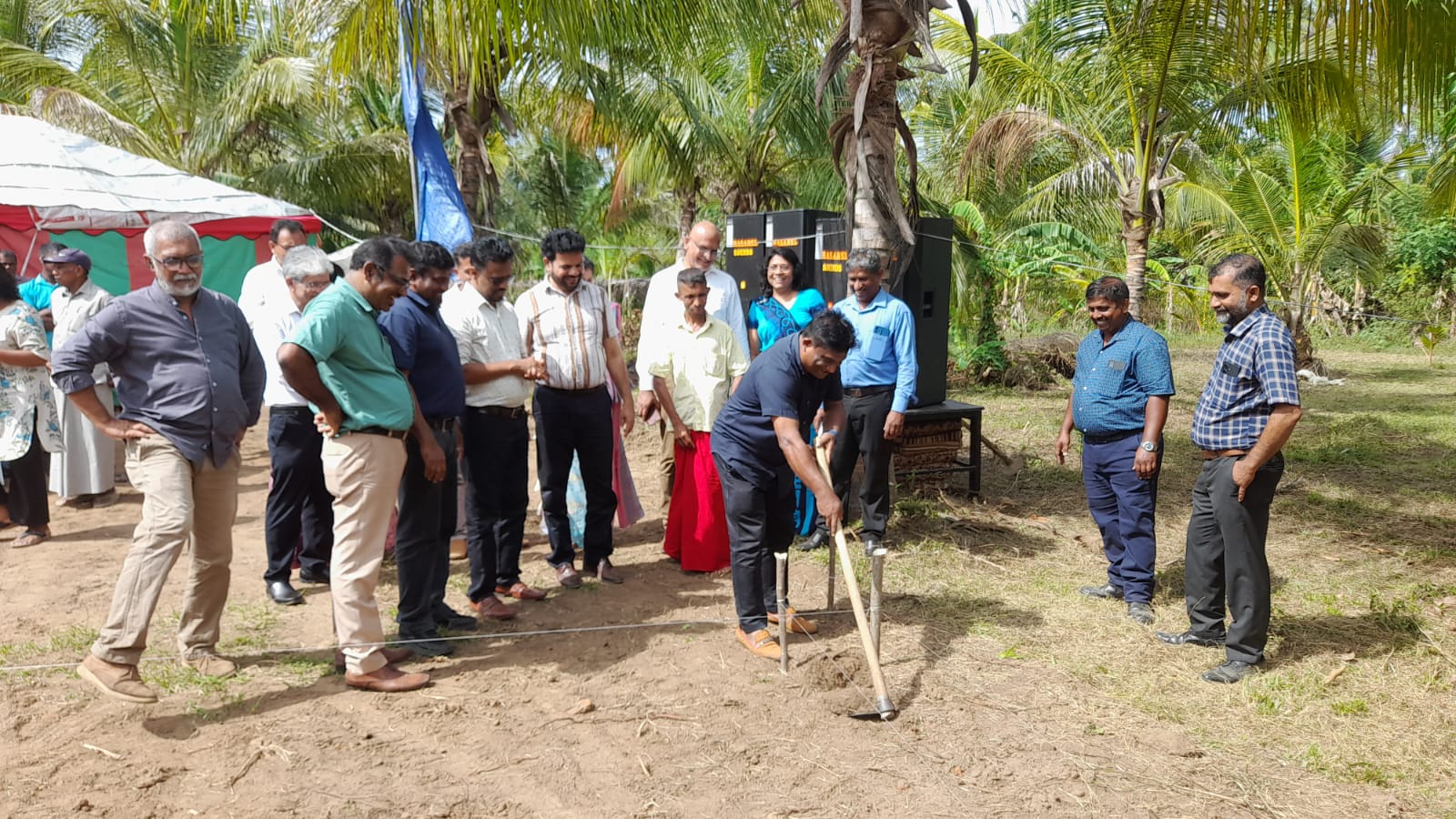 දිට්වා ආපදාවෙන් හානියට පත් ගව හා එළු නිවාස ප්‍රතිසංස්කරණ වැඩසටහන වාරියපොළදී ඇරඹේ