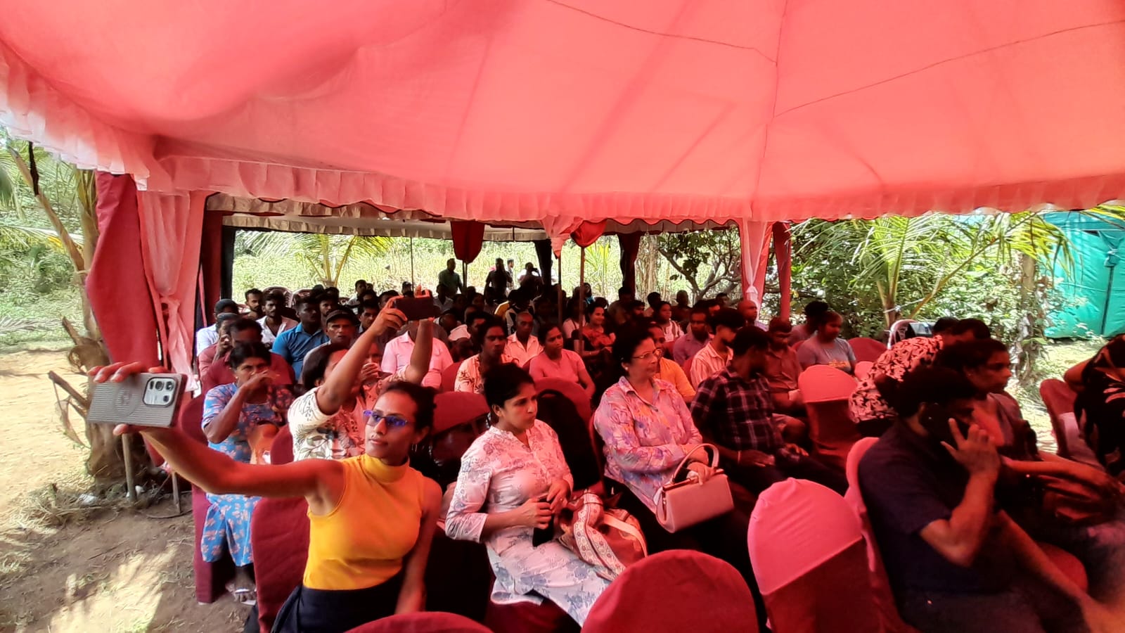 දිට්වා ආපදාවෙන් හානියට පත් ගව හා එළු නිවාස ප්‍රතිසංස්කරණ වැඩසටහන වාරියපොළදී ඇරඹේ